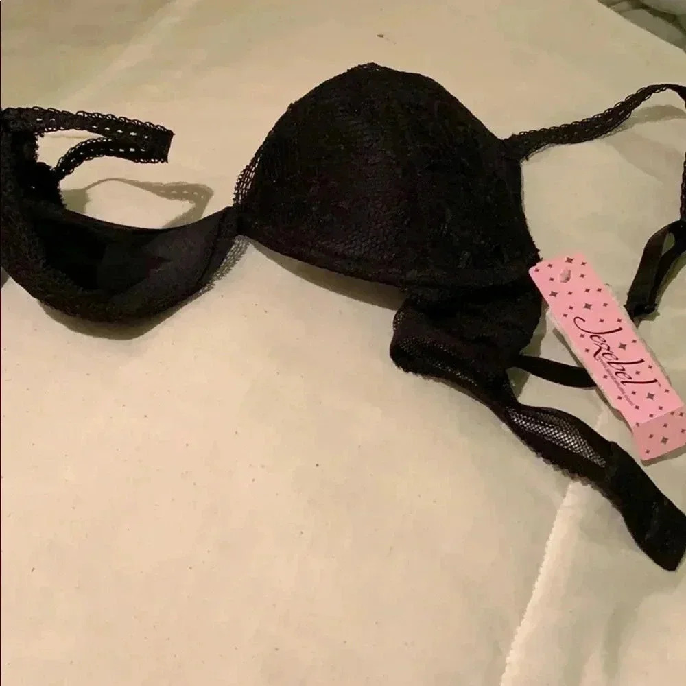 Jezebel brand new with tag push up bra
